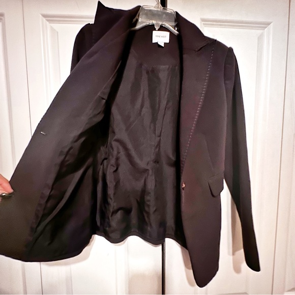 Nine West dull black blazer with special stitch lapels and tortoise shell button - Picture 3 of 6